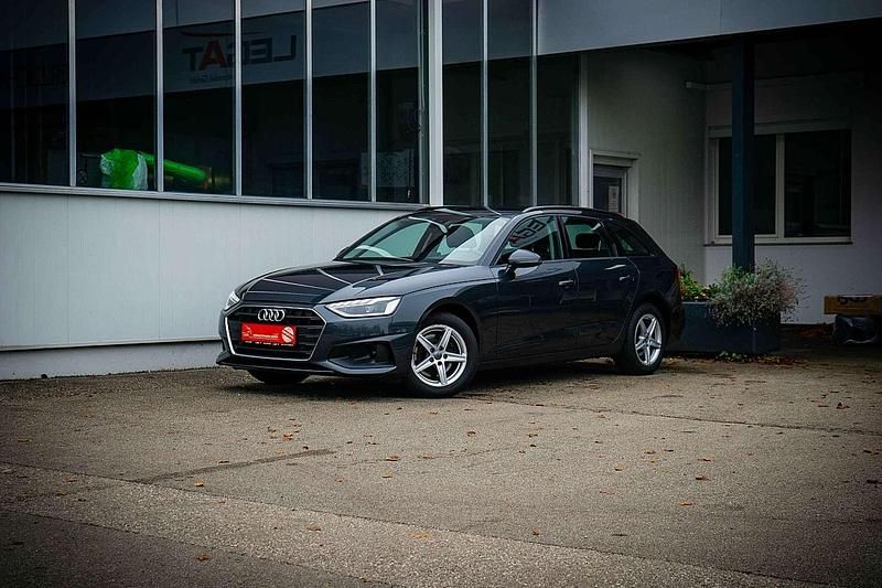 Gebraucht Audi A4 163 PS (119 kW) 2020 Grau Kombi