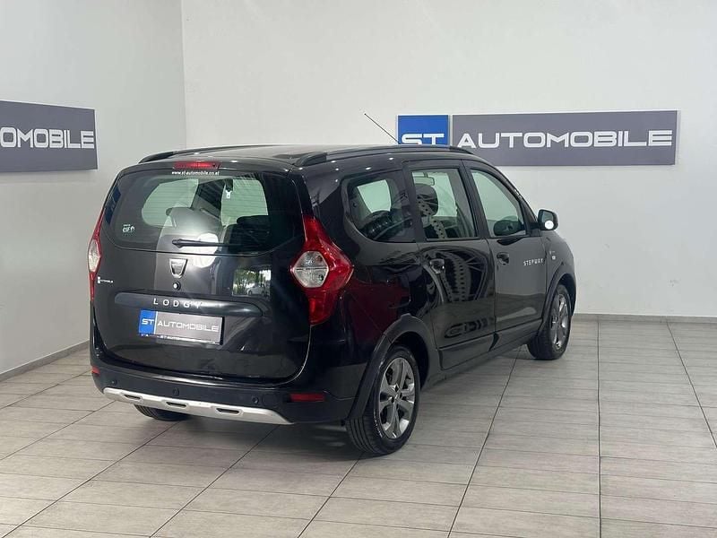 Gebraucht Dacia Lodgy Stepway 116 PS (85 kW) 2015 Schwarz Van / Kleinbus