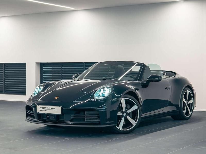 Gebraucht Porsche 911 Carrera Cabriolet 394 PS (289 kW) 2025 Schwarz Cabrio