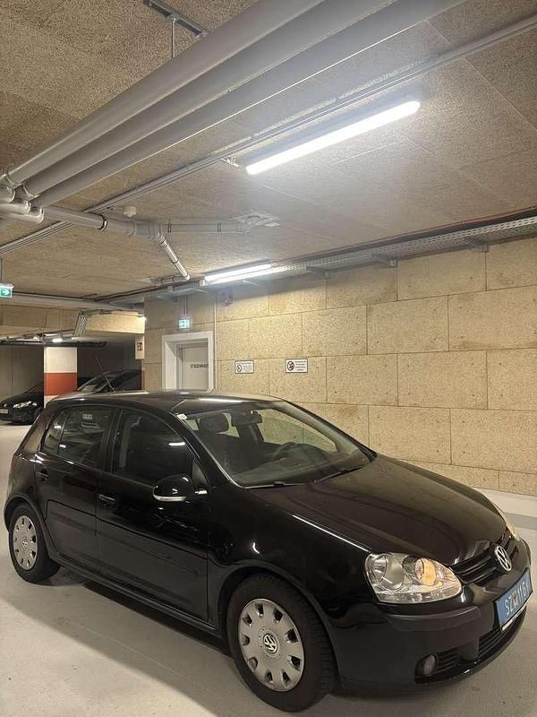 Gebraucht VW Golf IV 75 PS (55 kW) 2005 Schwarz Limousine