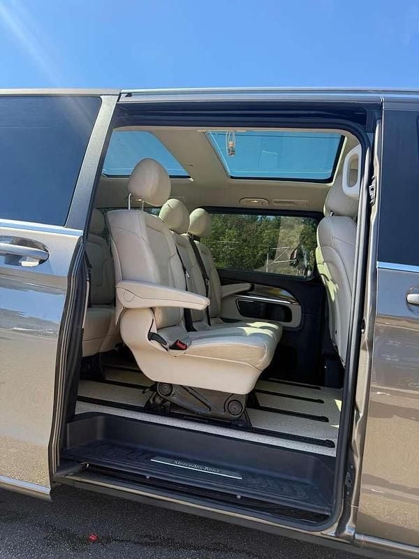 Gebraucht Mercedes V250 Avantgarde 190 PS (139 kW) 2016 Grau Van / Kleinbus