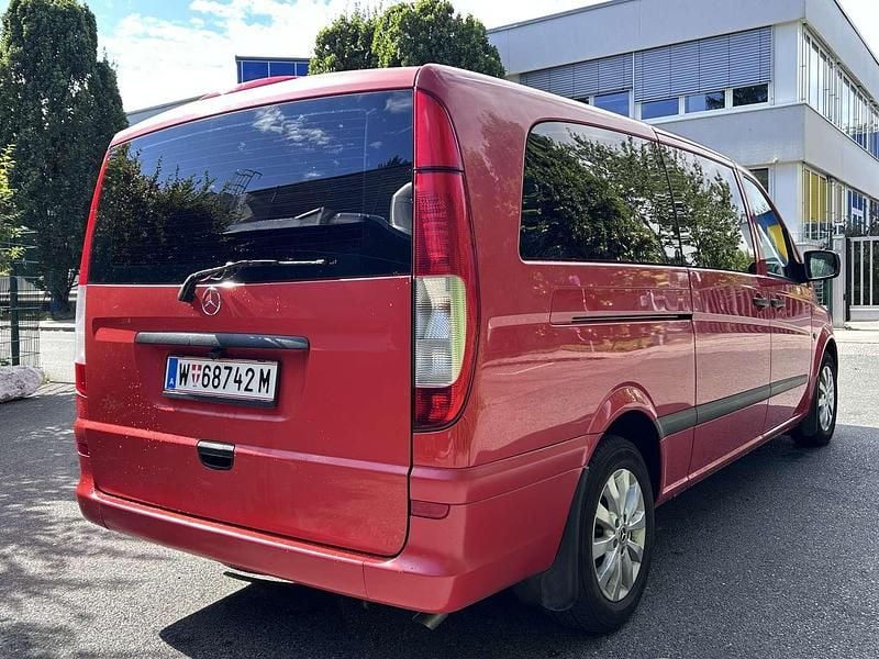 Gebraucht Mercedes Vito 136 PS (100 kW) 2012 Rot Van