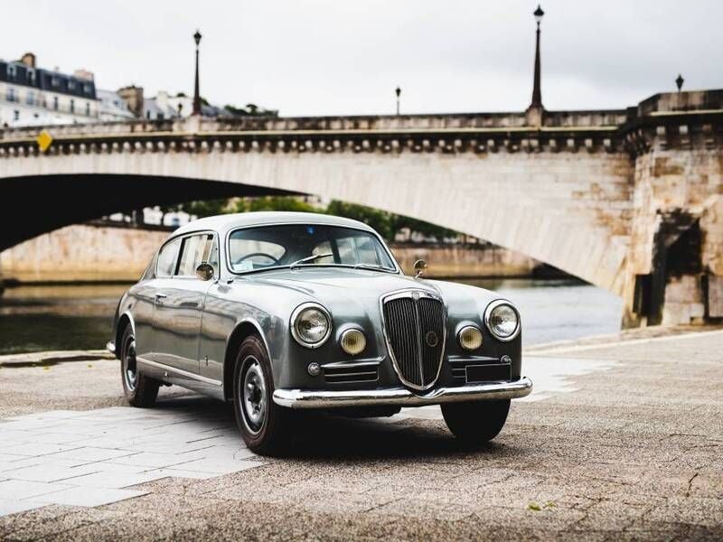 Grau Gebraucht 1955 Lancia Aurelia Coupé | € 120.000 - Bild 1/4