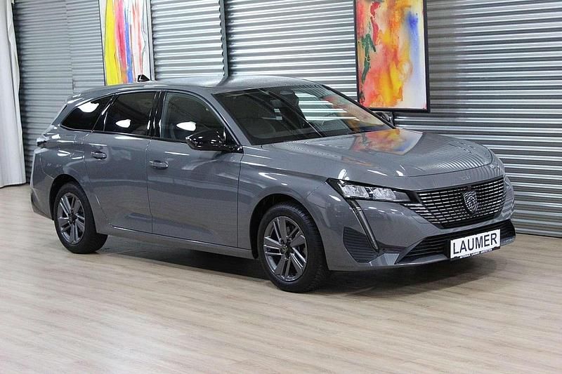 Gebraucht Peugeot 308 SW Allure 131 PS (96 kW) 2024 Grau Kombi