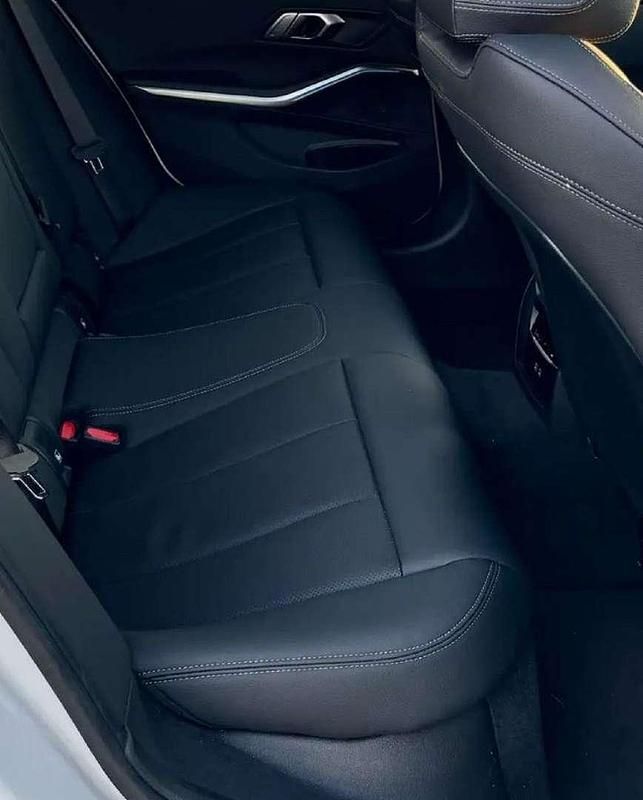 Gebraucht BMW 320 M Sport 163 PS (119 kW) 2024 Weiß Kombi