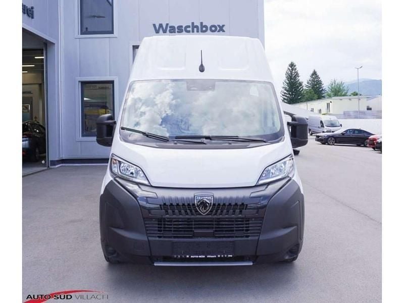 Neu Peugeot Boxer 140 PS (102 kW) 2025 Weiß Van
