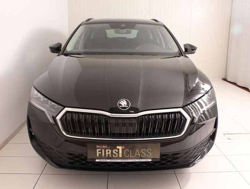 Gebraucht Skoda Octavia Selection 150 PS (110 kW) 2025 Schwarz  metallicperleffektno Kombi