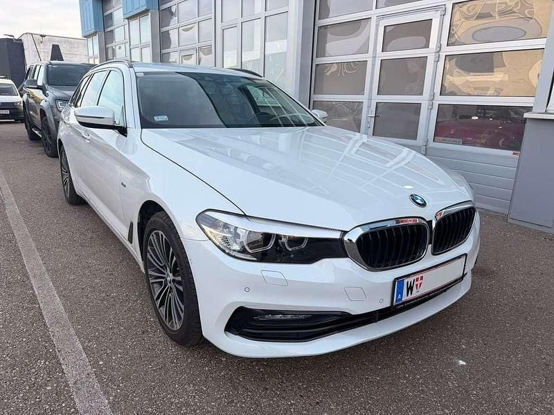 Weiß Gebraucht 2017 BMW 530 Sport Line Kombi | € 24.990 (Guter Preis) - Bild 1/3
