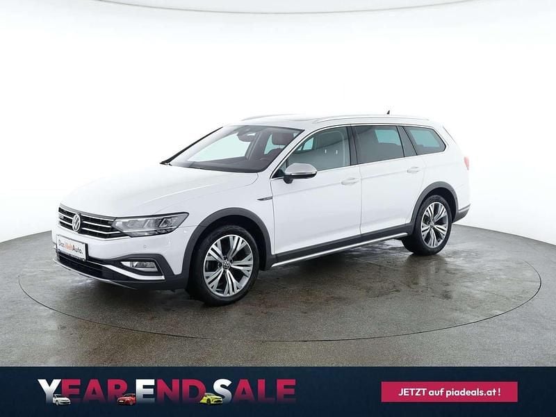 Weiß Gebraucht 2021 VW Passat Alltrack Kombi | € 28.950 (Fairer Preis) - Bild 1/4