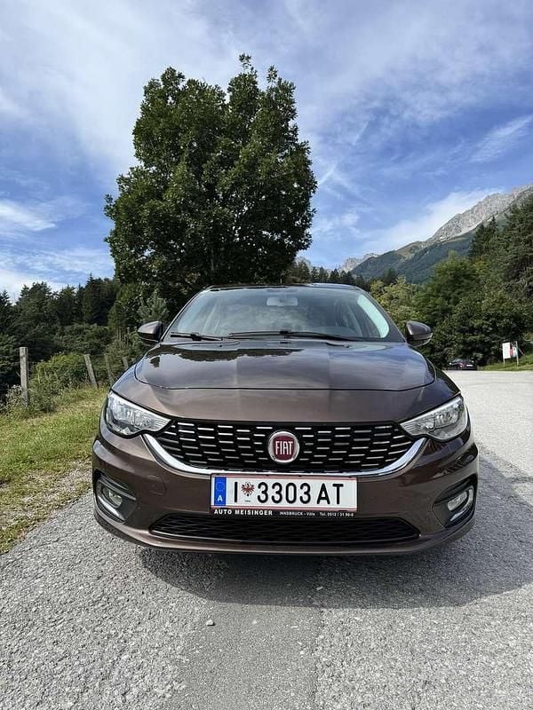 Gebraucht Fiat Tipo Lounge 95 PS (69 kW) 2016 Limousine