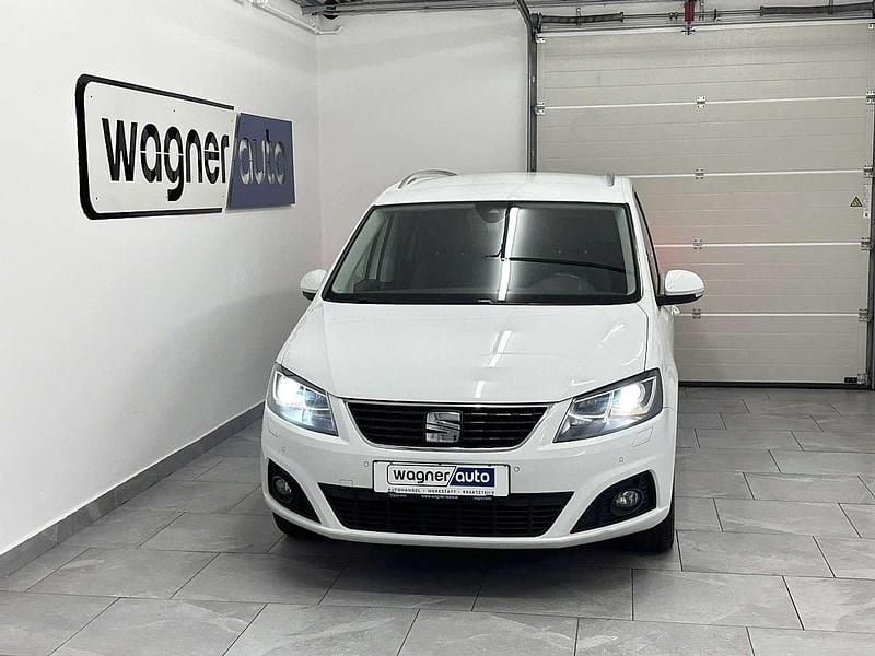 Gebraucht Seat Alhambra XCELLENCE 150 PS (110 kW) 2019 Weiß Van / Kleinbus