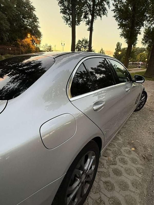 Gebraucht Mercedes C180 116 PS (85 kW) 2017 Grau Limousine