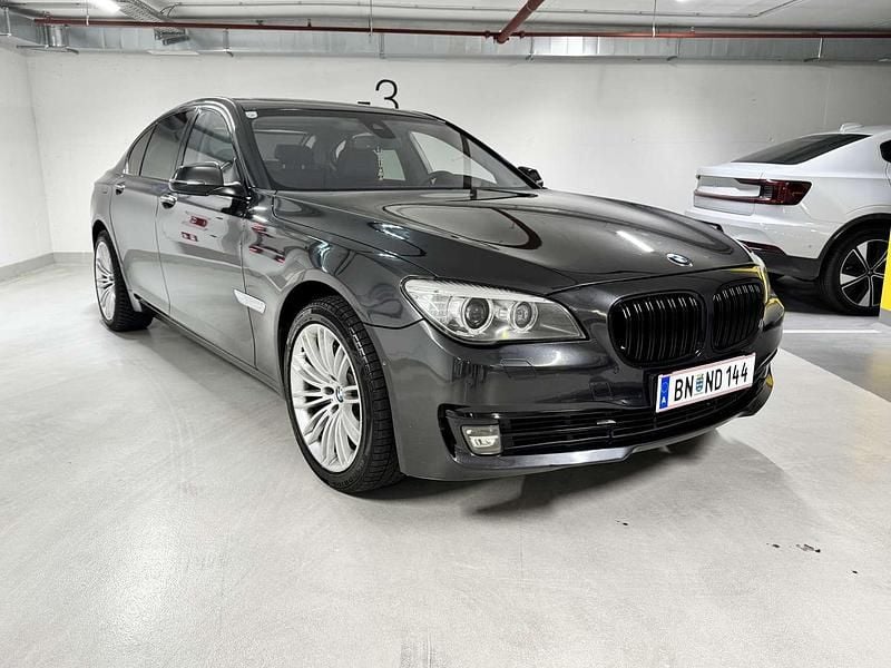 Gebraucht 2014 BMW 740 Limousine | € 20.500 (Fairer Preis) - Bild 1/4