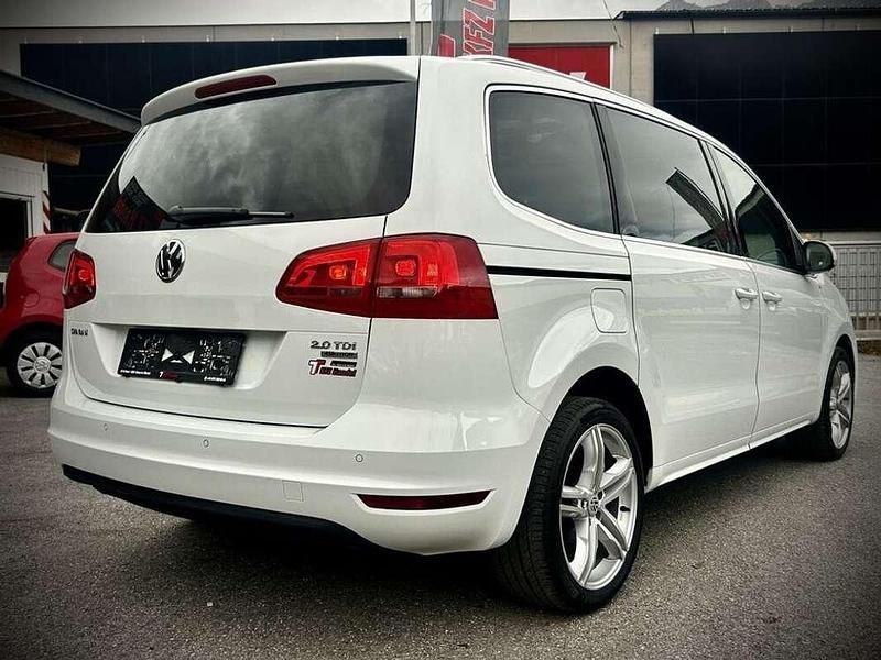 Gebraucht VW Sharan 140 PS (102 kW) 2015 Weiß Van / Kleinbus