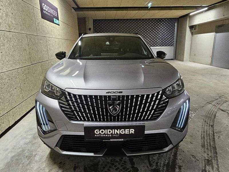 Gebraucht Peugeot 2008 Allure 101 PS (74 kW) 2025 Grau SUV