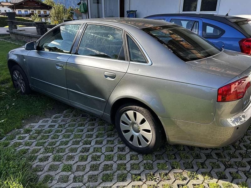 Gebraucht Audi A4 116 PS (85 kW) 2006 Limousine