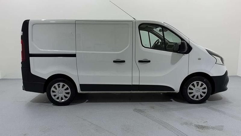 Gebraucht Renault Trafic 120 PS (88 kW) 2016 Weiß Van / Kleinbus