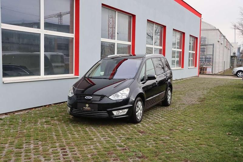 Schwarz Gebraucht 2014 Ford Galaxy Titanium Van / Kleinbus | € 4.400 (Guter Preis) - Bild 1/4