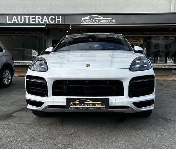 Gebraucht Porsche Cayenne 340 PS (250 kW) 2023 Weiß SUV