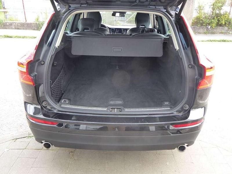 Gebraucht Volvo XC60 163 PS (119 kW) 2019 Schwarz SUV