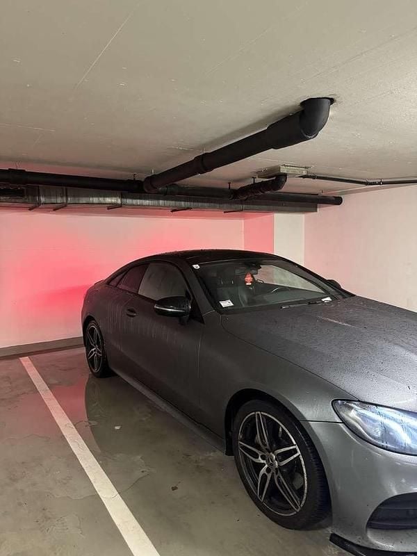 Gebraucht Mercedes E220 194 PS (142 kW) 2020 Coupé