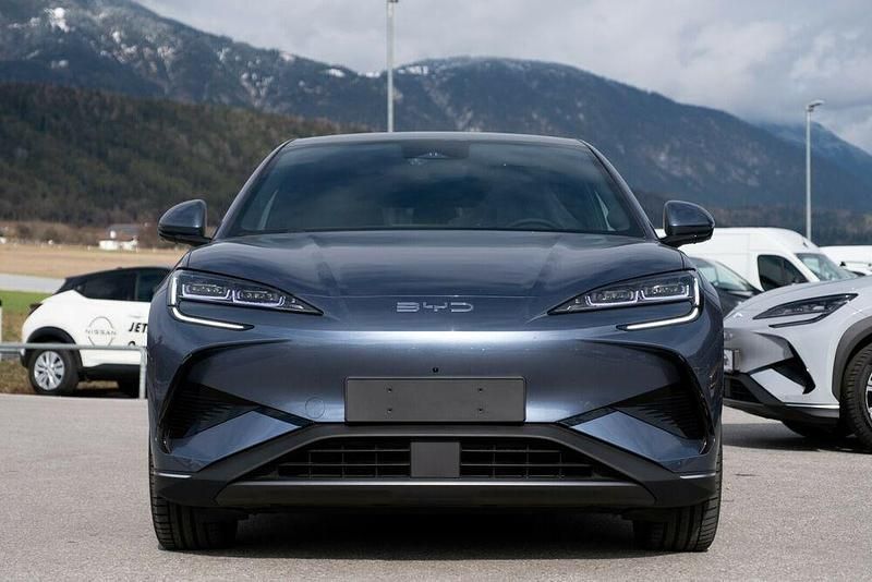 Gebraucht BYD Sealion 7 389 kW (530 PS) 2025 Grau SUV