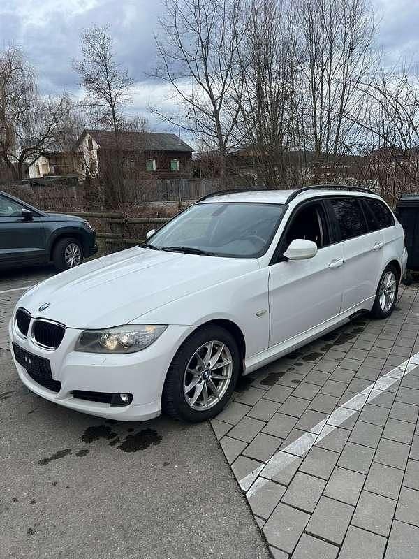 Gebraucht BMW 320 Exclusive 184 PS (135 kW) 2010 Kombi
