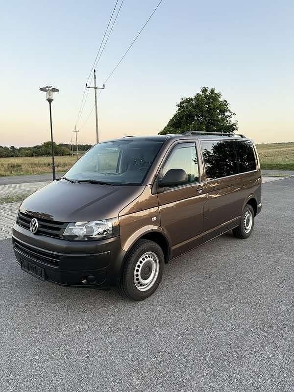 Braun Gebraucht 2014 VW T5 Van | € 23.990 - Bild 1/4