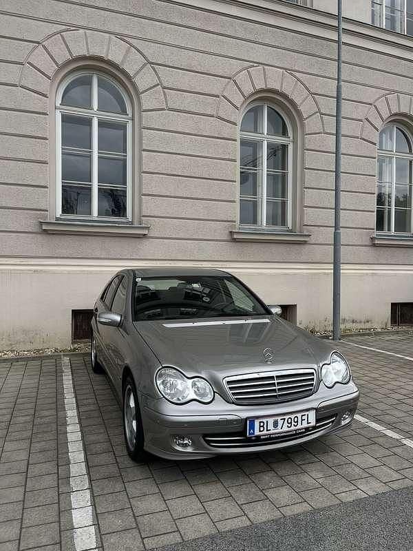 Gebraucht 2006 Mercedes C200 Classic Limousine | € 5.250 (Etwas zu teuer) - Bild 1/4