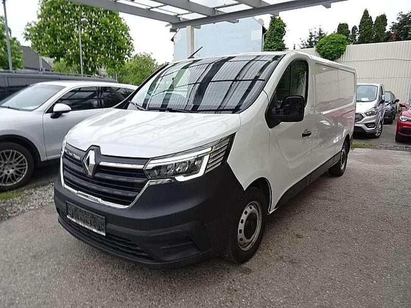 Weiß Gebraucht 2022 Renault Trafic Van / Kleinbus | € 15.990 (Guter Preis) - Bild 1/4