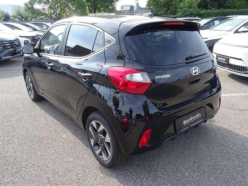 Neu Hyundai i10 GO! 79 PS (58 kW) 2025 Schwarz Kleinwagen