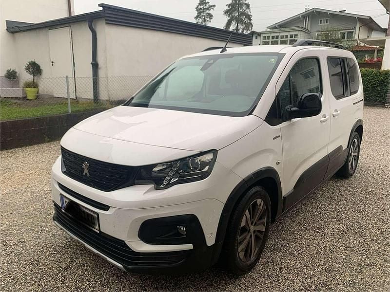 Weiß Gebraucht 2018 Peugeot Rifter S Van / Kleinbus | € 16.500 (Fairer Preis) - Bild 1/4