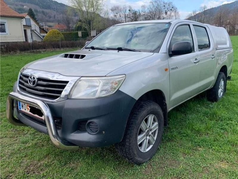 Silber Gebraucht 2011 Toyota HiLux Abholung | € 13.000 - Bild 1/3