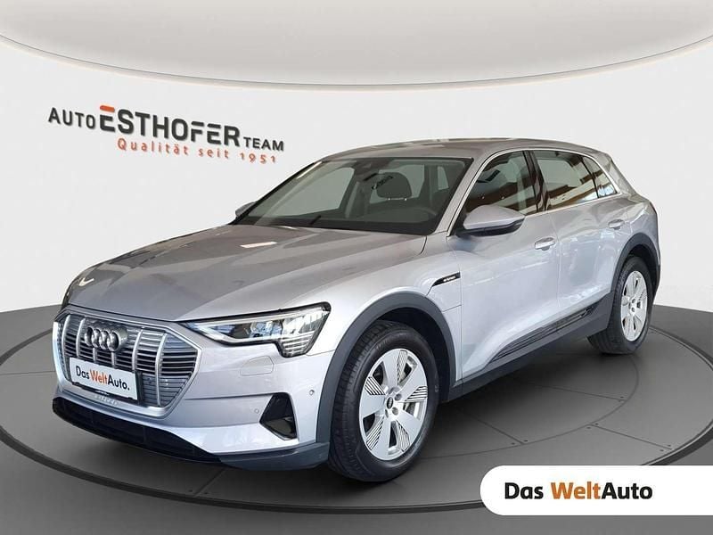 Silber Gebraucht 2021 Audi e-tron Business SUV | € 32.890 (Fairer Preis) - Bild 1/4