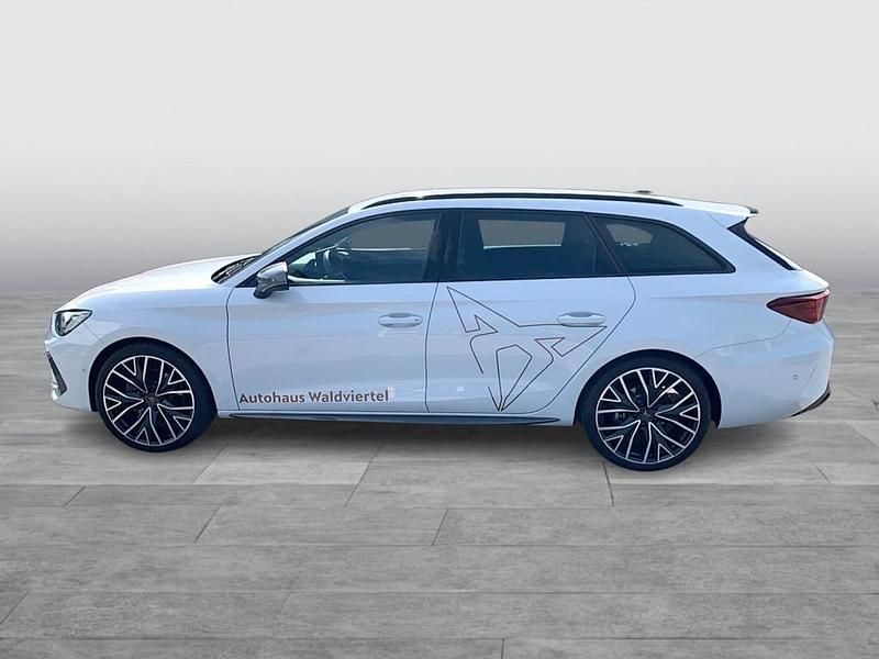 Gebraucht Cupra Leon 150 PS (110 kW) 2025 Weiss  metallic Kombi