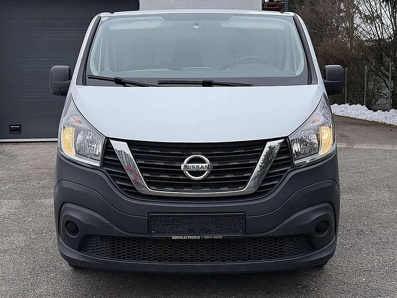 Gebraucht Nissan NV300 121 PS (88 kW) 2017 Weiß Van