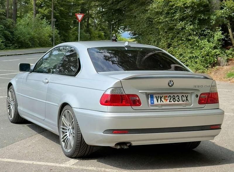 Gebraucht BMW 330 Performance 204 PS (150 kW) 2003 Silber Coupé