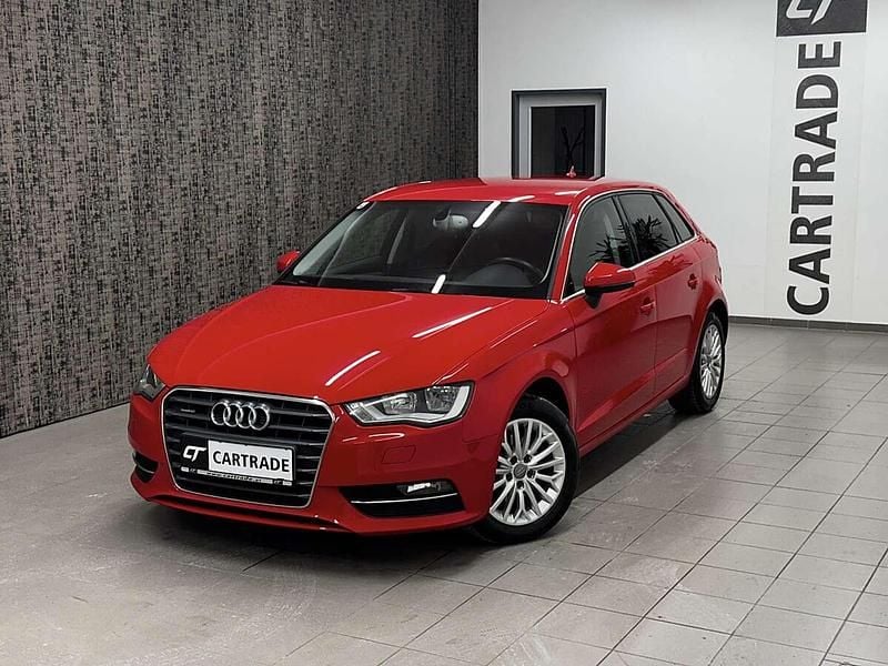 Gebraucht Audi A3 Ambiente 150 PS (110 kW) 2015 Rot Limousine