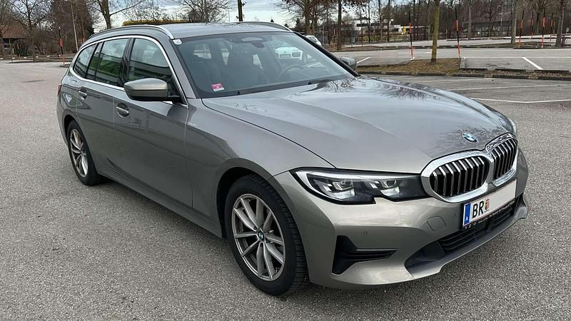 Gebraucht BMW 320 Advantage 190 PS (139 kW) 2019 Kombi