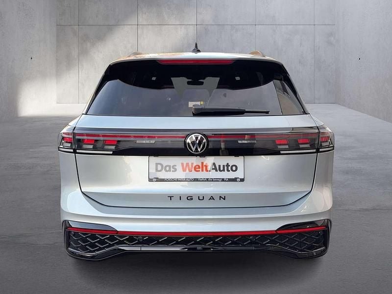 Neu VW Tiguan Sport 204 PS (150 kW) 2025 Silber SUV