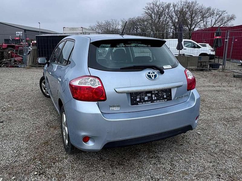 Gebraucht Toyota Auris Hybrid 97 PS (71 kW) 2011 Grau Kleinwagen