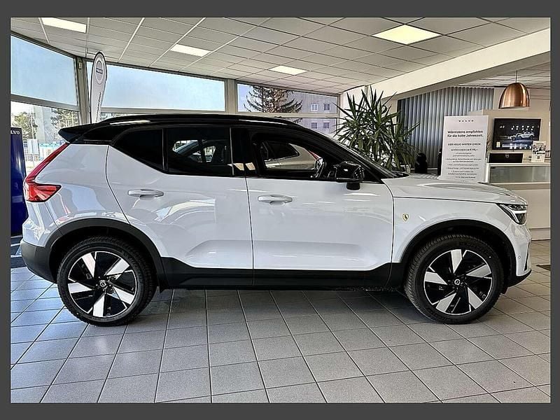 Gebraucht Volvo EX40 Ultra 185 kW (252 PS) 2024 Blau SUV