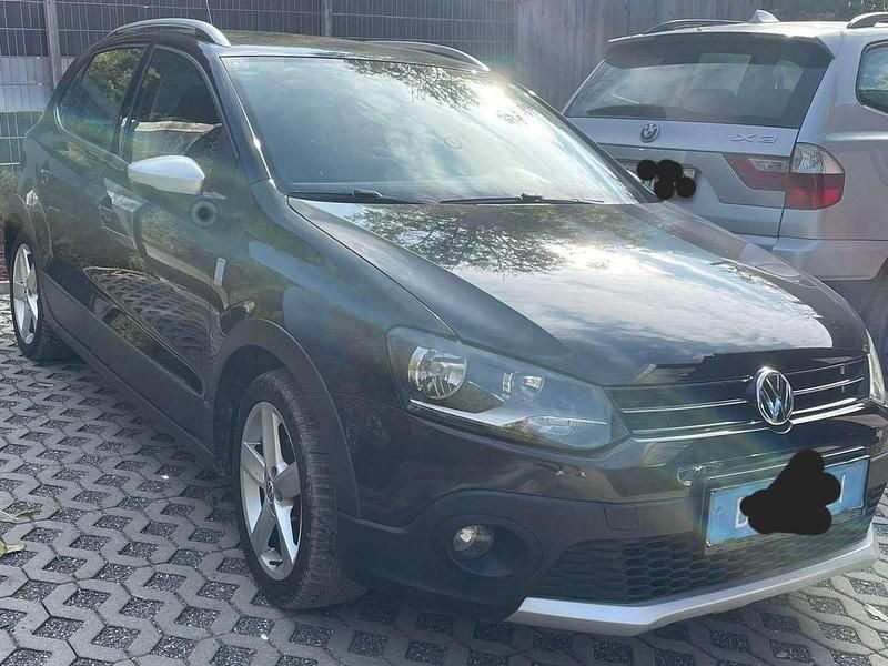 Schwarz Gebraucht 2013 VW Polo Cross Kleinwagen | € 6.200 - Bild 1/3