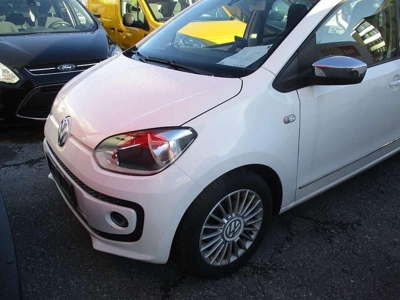 Gebraucht VW up! high up! 68 PS (50 kW) 2015 Weiß Kleinwagen