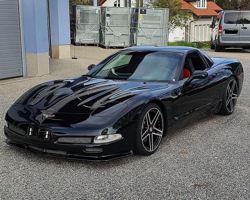 Schwarz Gebraucht 2004 Corvette Z06 Coupé | € 65.000 - Bild 1/4