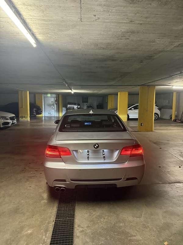 Gebraucht BMW 330 231 PS (169 kW) 2008 Coupé