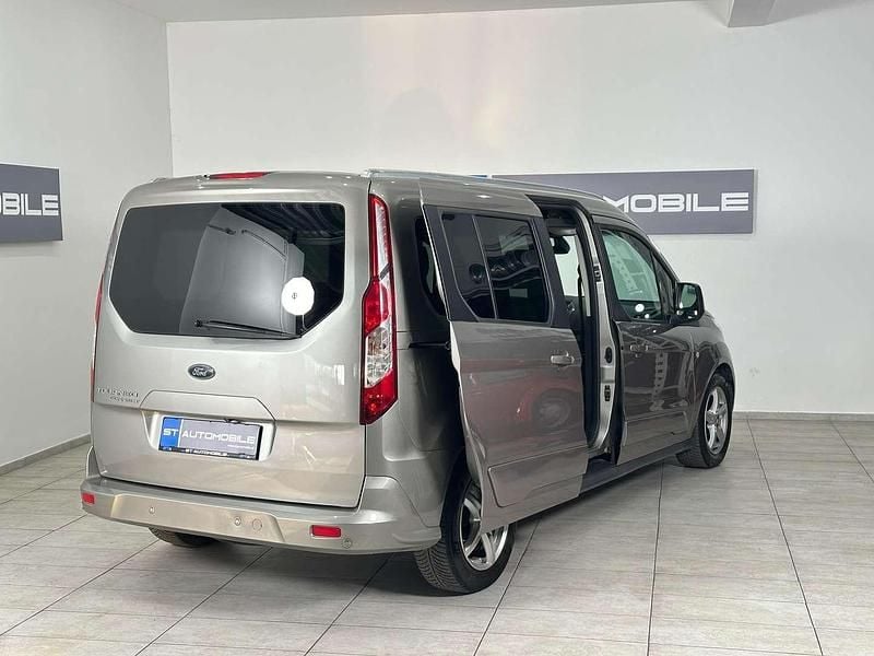 Gebraucht Ford Tourneo Titanium 120 PS (88 kW) 2017 Grau Van / Kleinbus