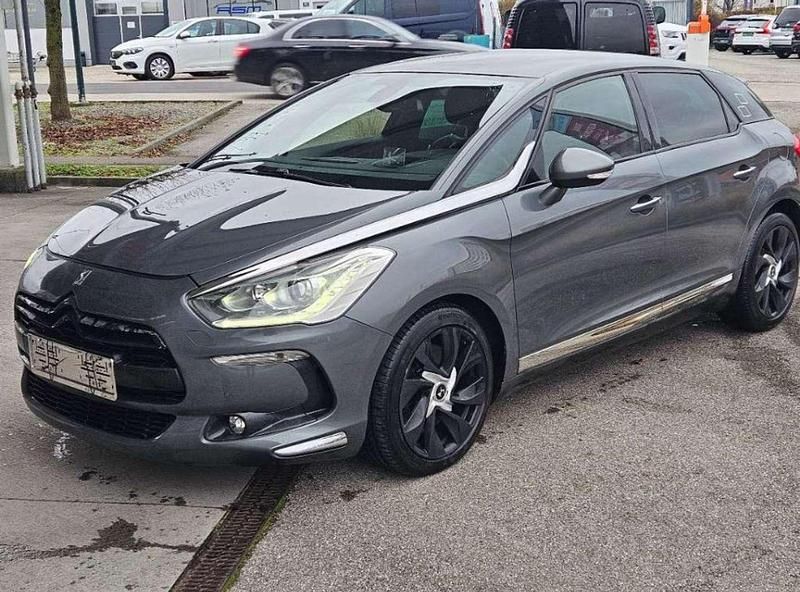 Grau Gebraucht 2012 DS Automobiles DS5 Kleinwagen | € 7.950 - Bild 1/4