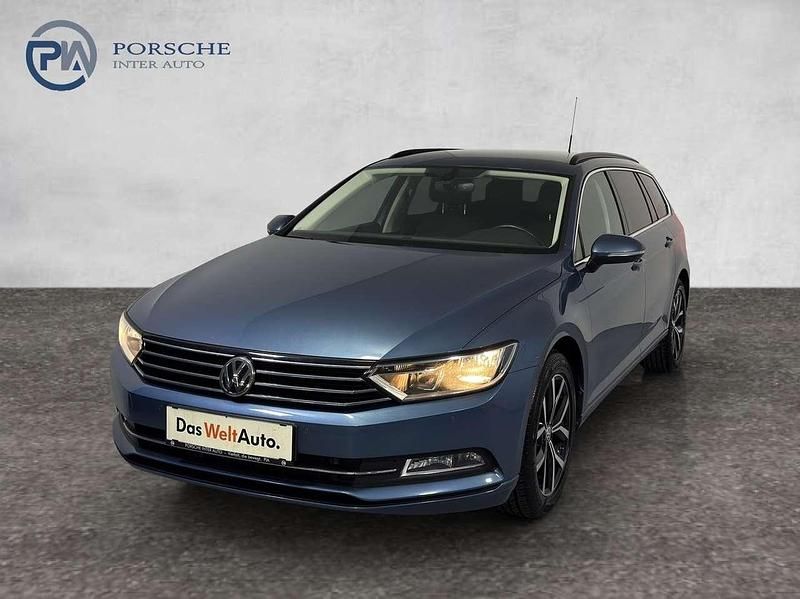 Mittelblau metallic Gebraucht 2018 VW Passat Comfortline Kombi | € 17.990 (Fairer Preis) - Bild 1/4