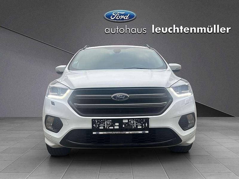 Gebraucht Ford Kuga ST-Line 120 PS (88 kW) 2017 Weiß SUV